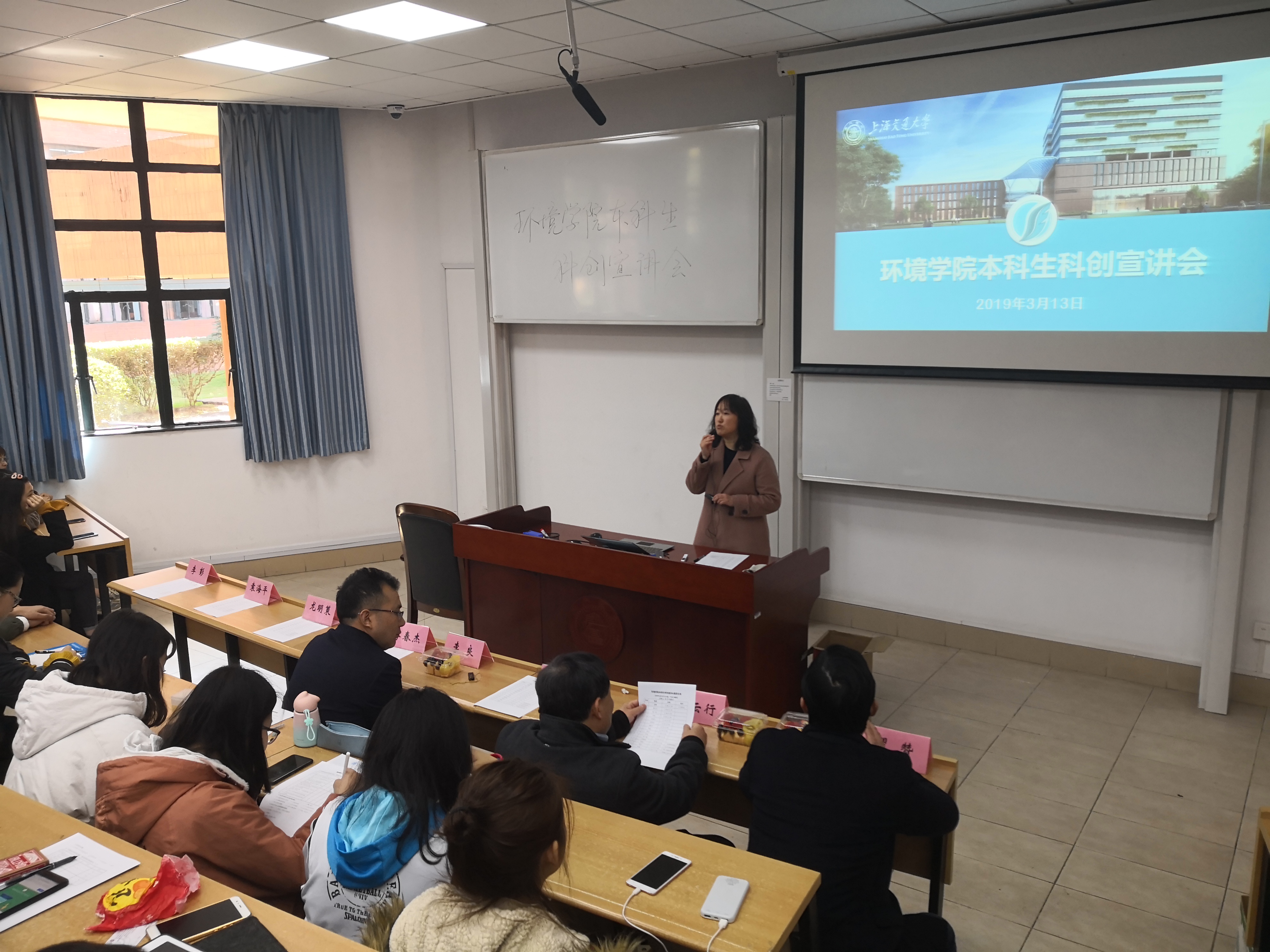 786d008aa6226e71d4f92abffe9d6179.jpg 786d008aa6226e71d4f92abffe9d6179.jpg